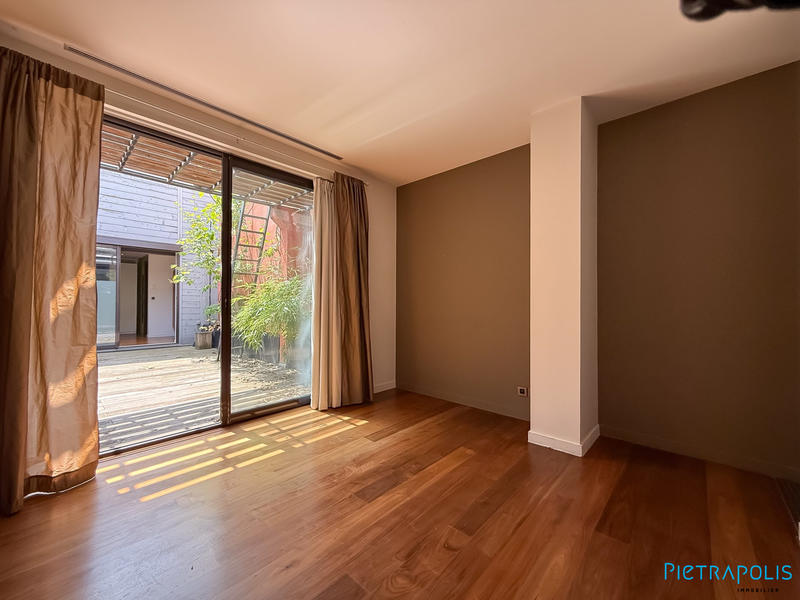 Appartement - 171 m² - 5 pièces
