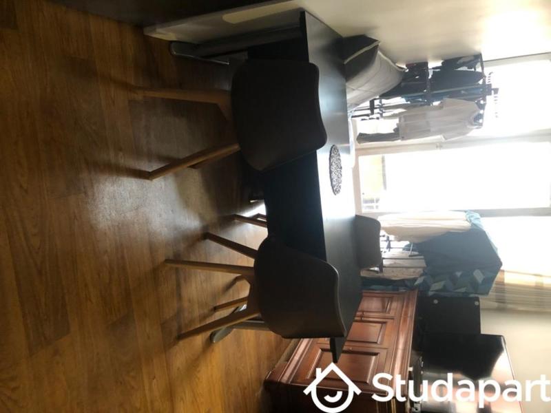 Chambre - 9 m² - 1 pièce