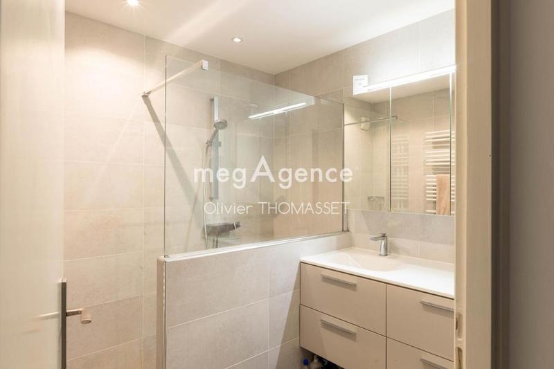 Appartement - 87 m² - 4 pièces