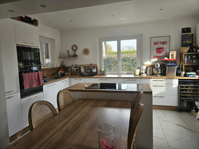 Maison - 120 m² - 5 pièces