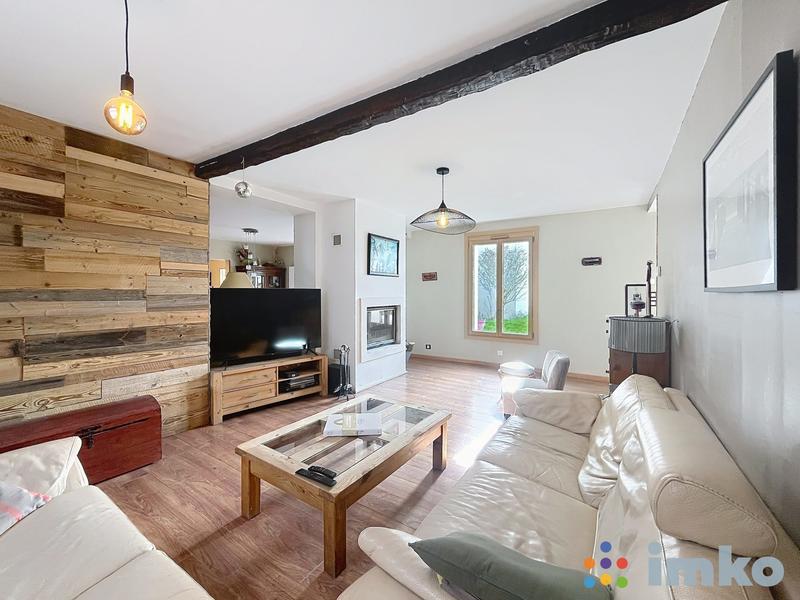 Maison traditionnelle - 134 m² - 5 pièces