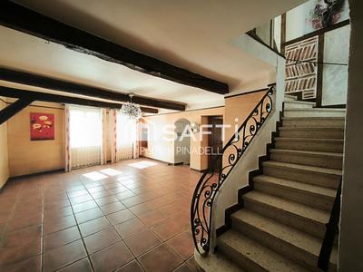 Maison de village - 230 m² - 6 pièces