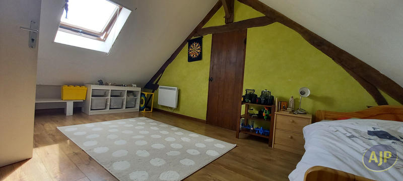 Maison - 135 m² - 7 pièces