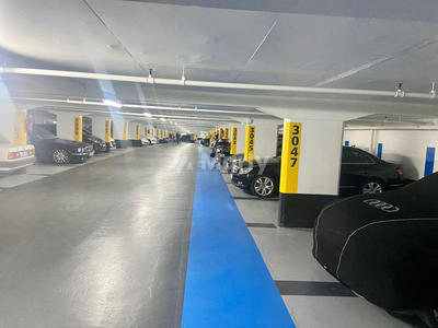 Parking / Garage - 14 m²