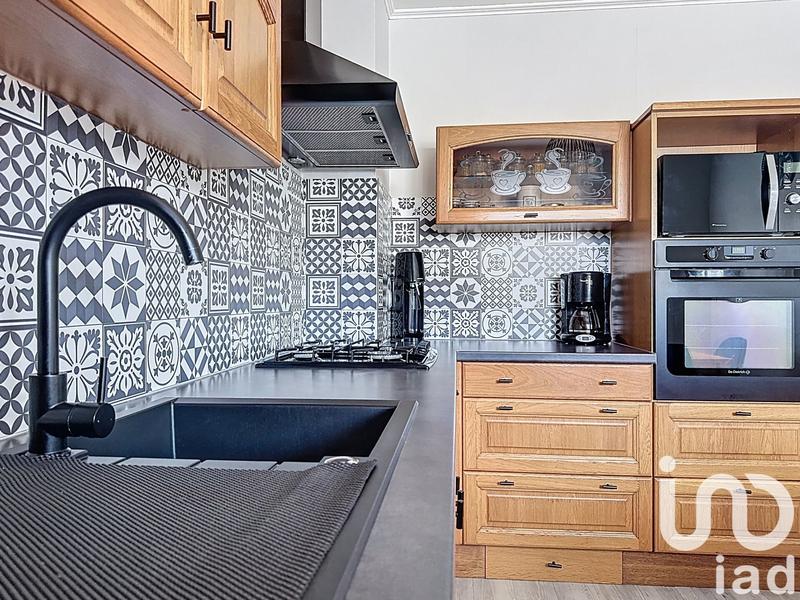 Maison - 92 m² - 6 pièces