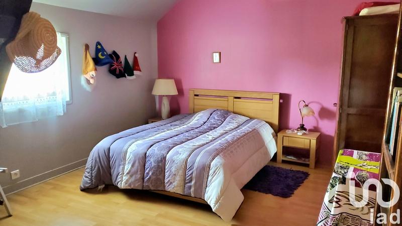 Maison - 214 m² - 8 pièces