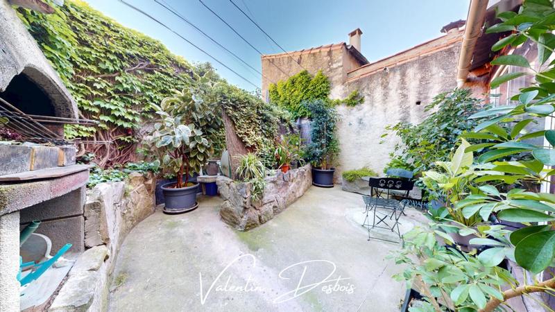 Maison - 209 m² - 9 pièces