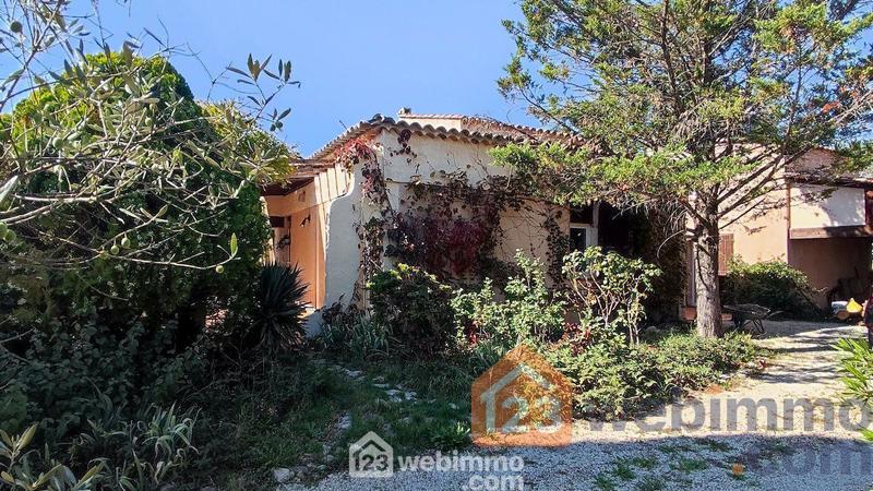 Villa - 180 m² - 6 pièces