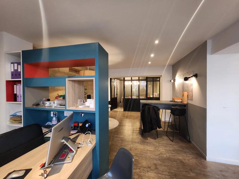 Magasins - 140 m² - 7 pièces