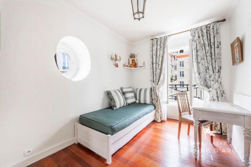 Appartement - 99 m² - 4 pièces