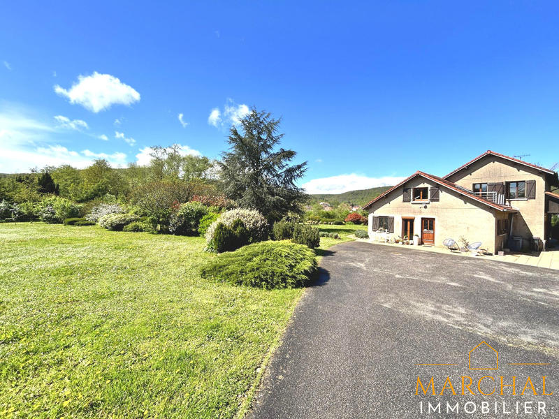 Maison - 190 m² - 7 pièces