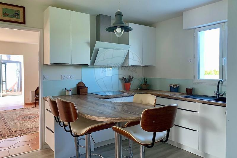 Villa - 218 m² - 7 pièces