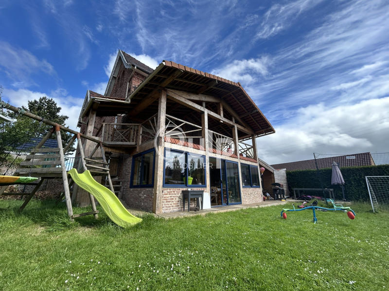 Maison de maîtres - 220 m² - 10 pièces