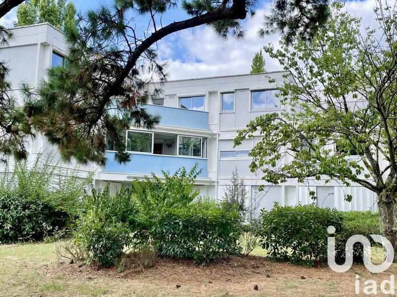 Appartement - 80 m² - 4 pièces