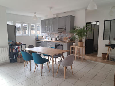 Appartement - 70 m² - 4 pièces