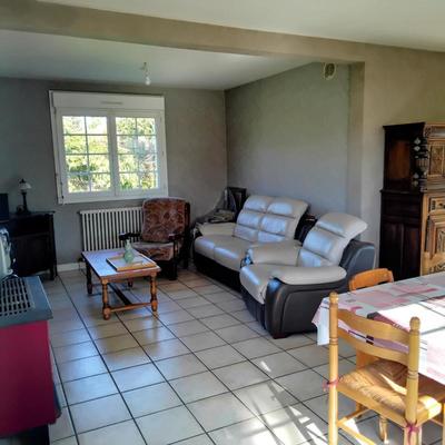 Maison - 102 m² - 6 pièces