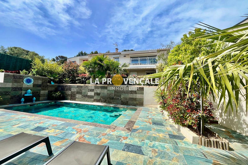 Maison - 150 m² - 5 pièces