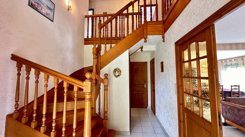 Maison - 153 m² - 7 pièces