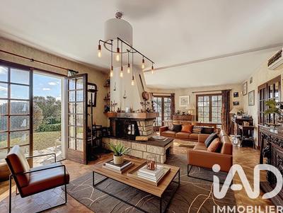 Maison - 190 m² - 8 pièces