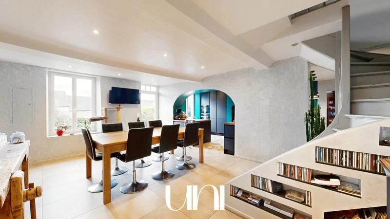 Maison - 184 m² - 7 pièces