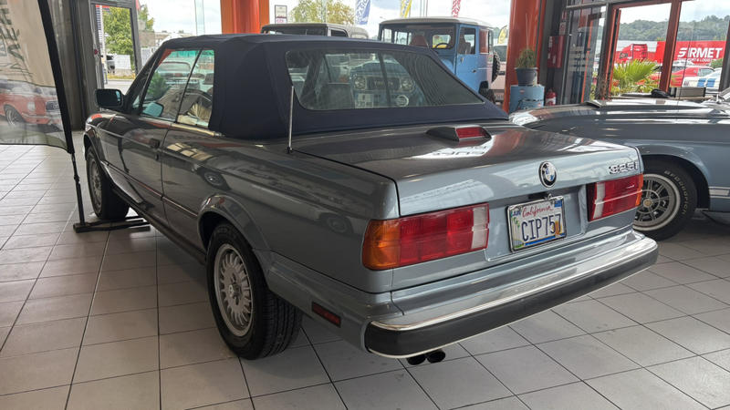 Bmw Série 3 325 I E30 Cabriolet Boite Meca 6 Cylindres