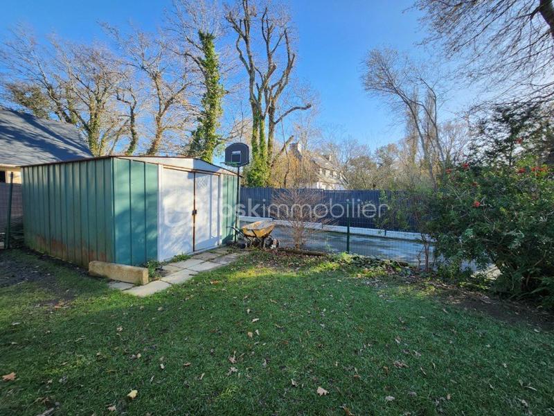 Maison traditionnelle - 142 m² - 7 pièces