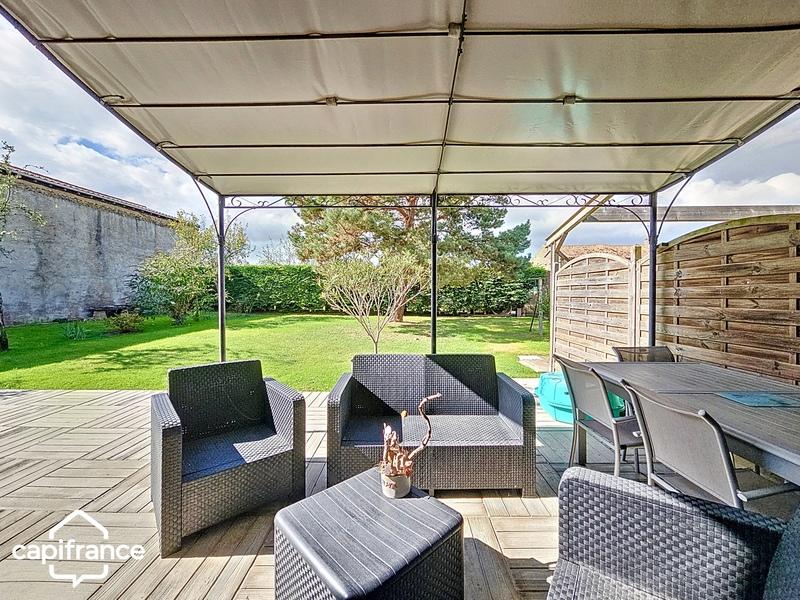 Maison - 151 m² - 8 pièces