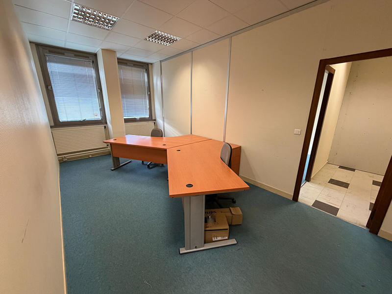 Local d'activité / Entrepôt - 80 m²