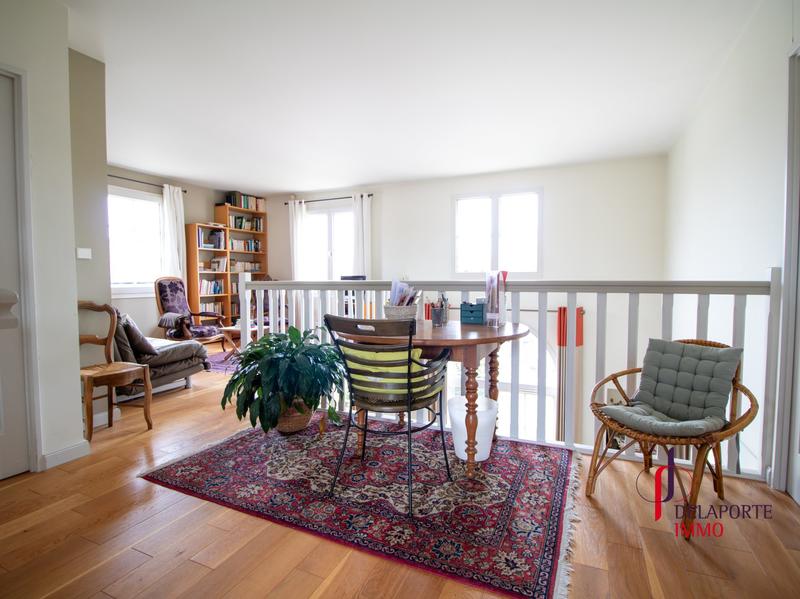 Maison - 187 m² - 8 pièces