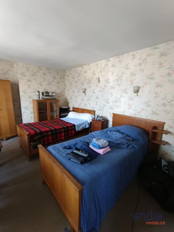 Maison - 195 m² - 7 pièces