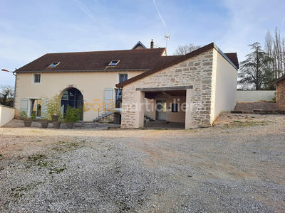 Maison - 232 m² - 6 pièces
