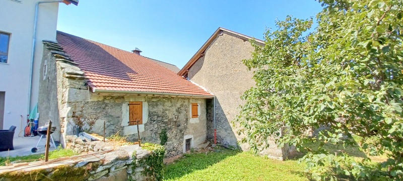 Maison - 265 m² - 6 pièces