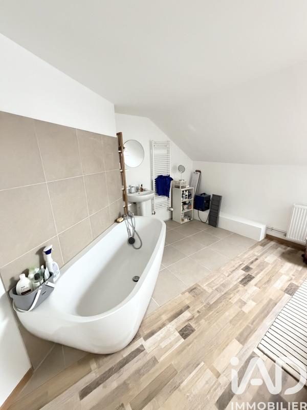 Maison - 165 m² - 5 pièces