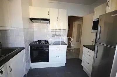 Appartement - 71 m² - 3 pièces