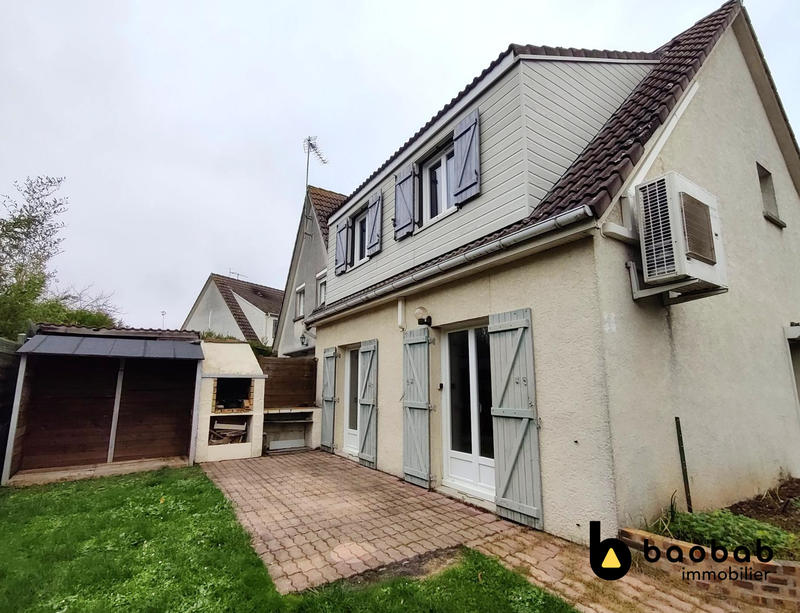 Maison - 105 m² - 4 pièces