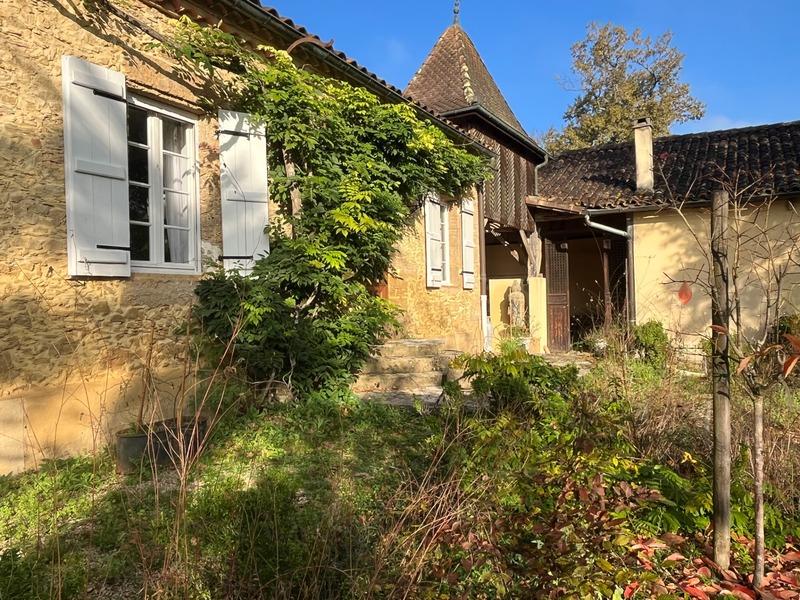 Propriété - 550 m² - 14 pièces