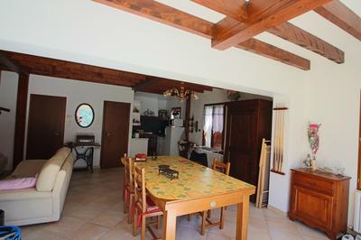 Maison - 131 m² - 6 pièces