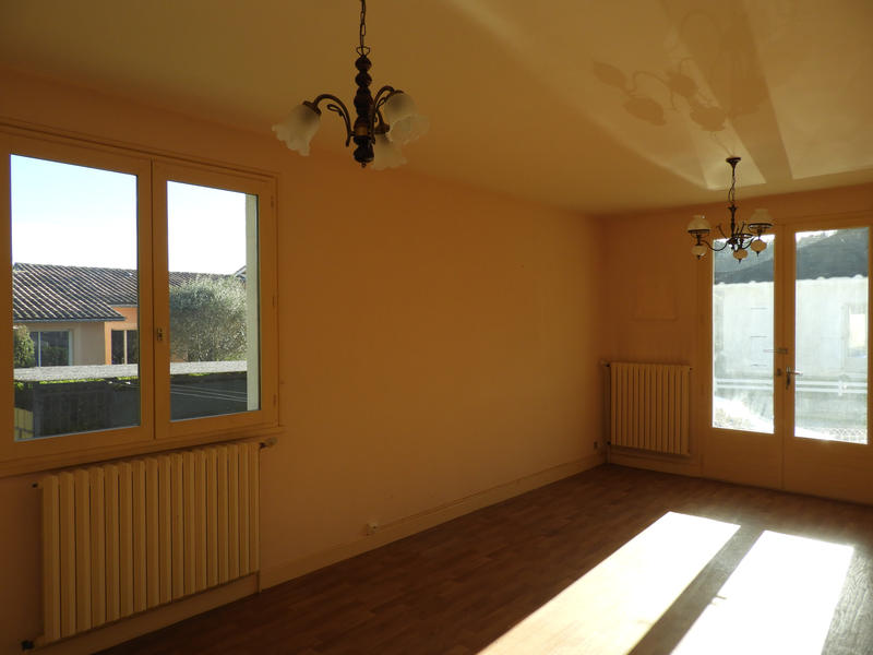 Maison - 95 m² - 6 pièces