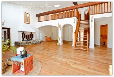 Maison en pierre - 166 m² - 5 pièces