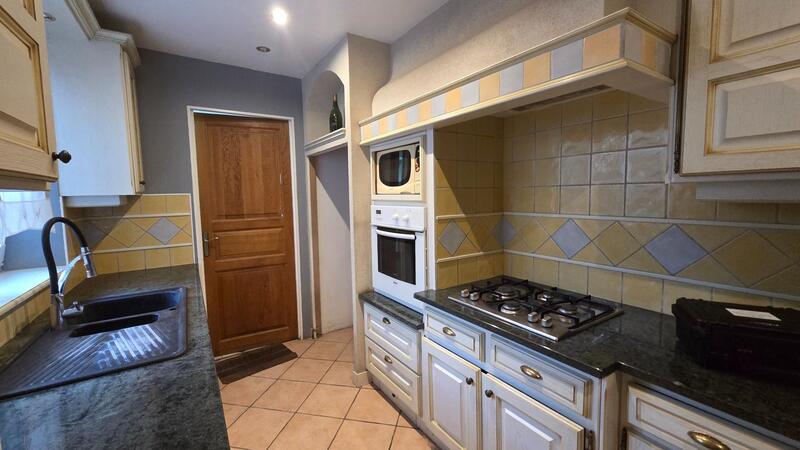 Maison - 140 m² - 7 pièces