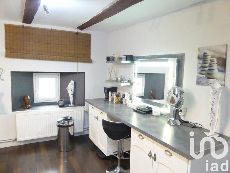 Maison - 230 m² - 6 pièces