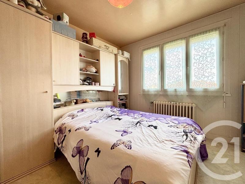 Propriété - 121 m² - 6 pièces