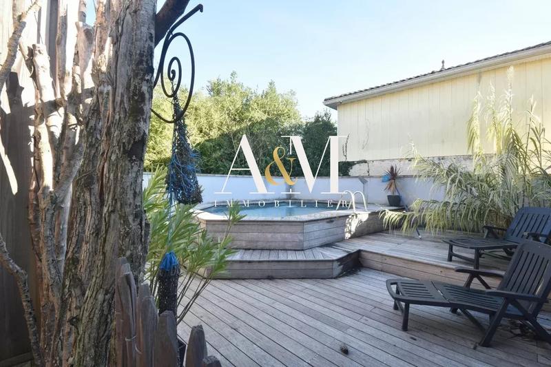 Maison - 148 m² - 6 pièces