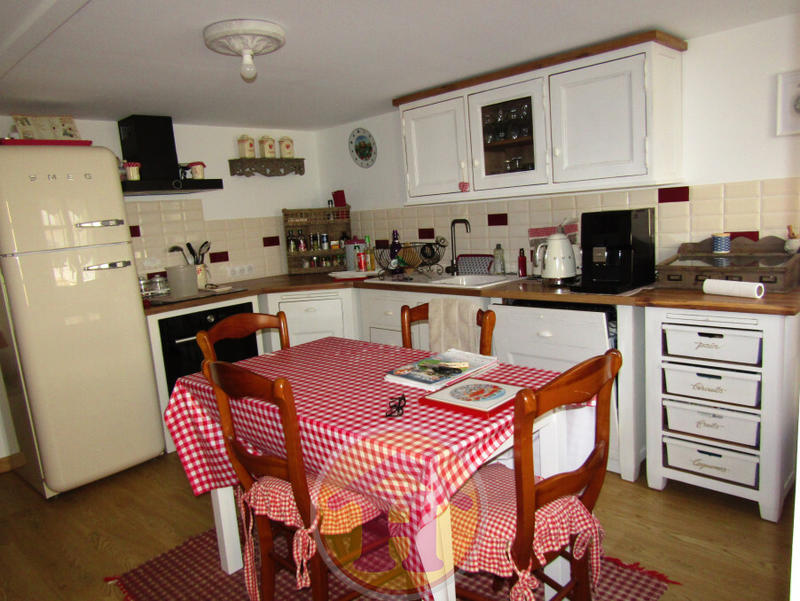 Maison - 102 m² - 5 pièces