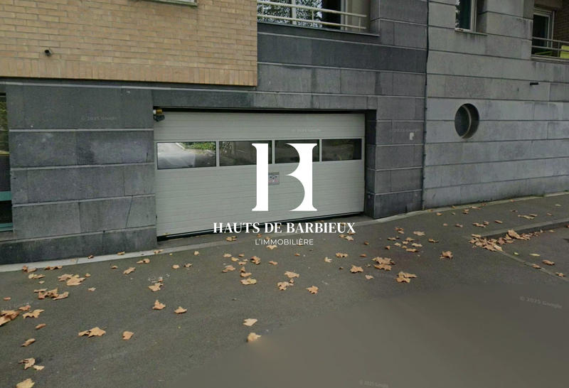 Parking / Garage - 13 m²