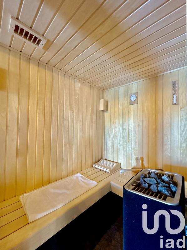 Maison - 520 m² - 19 pièces