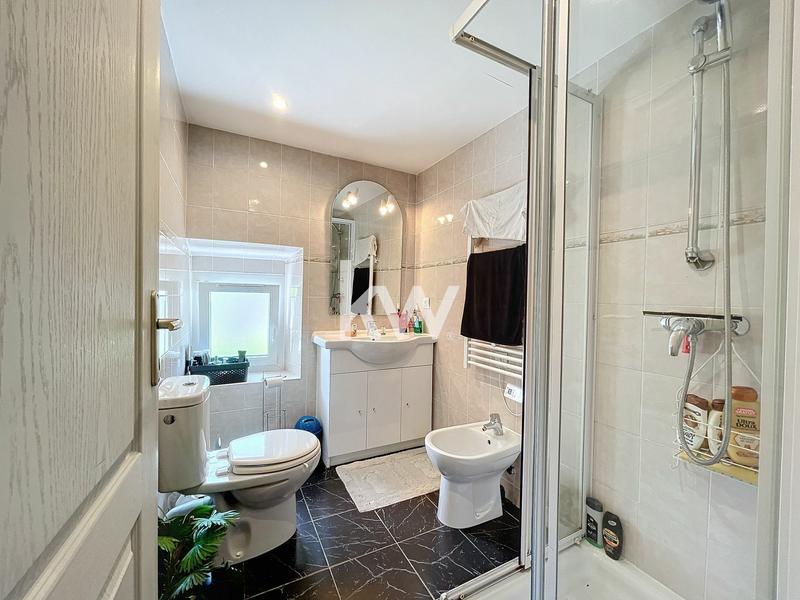 Maison de ville - 111 m² - 5 pièces