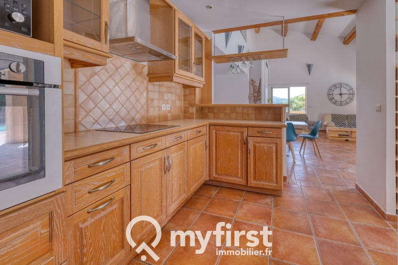 Villa - 178 m² - 6 pièces