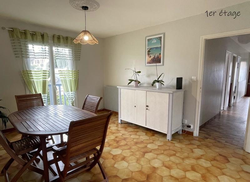 Immeuble - 140 m² - 7 pièces