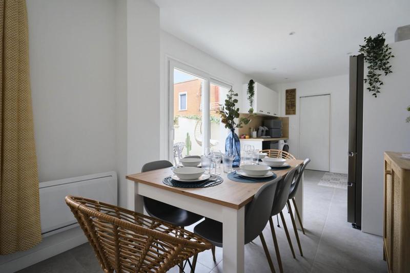 Maison - 130 m² - 8 pièces